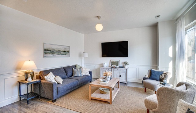 Charming Orem Townhome: 5 Mi to BYU! in Orem