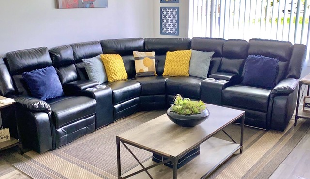Cheerfully cozy 3BR residential home in Appleton