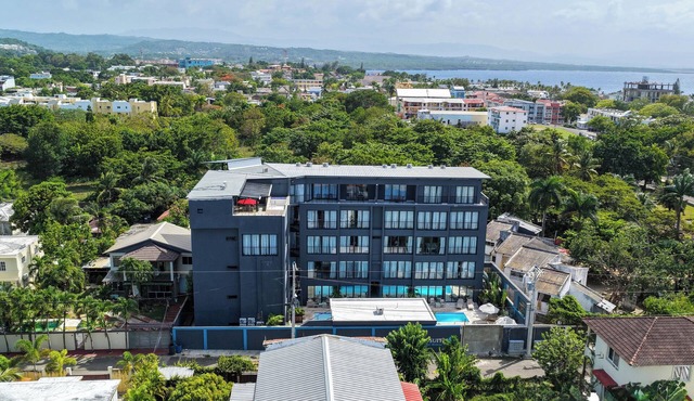Chic 1-bedroom apartment with AC and fitness room in vibrant Sosúa