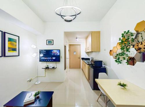 Citispace 1BR Condotel Suite at SM Light Residences #LT06A