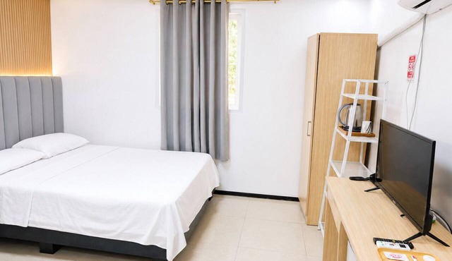 CMK PRINCE HOTEL INC in Silang