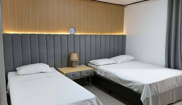 cmk prince hotel in Silang
