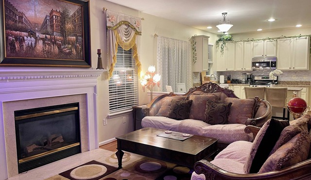 Comfy Deluxe Getaway Resort in Woodbridge