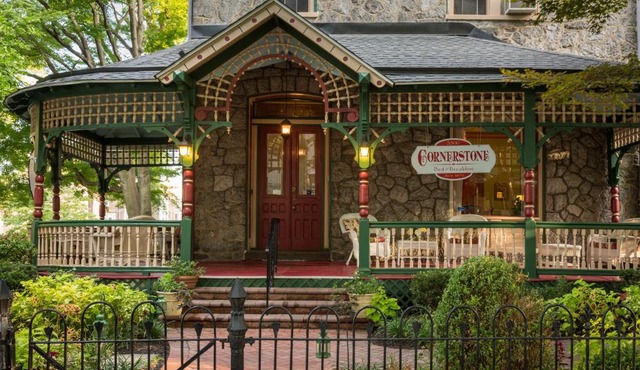 Cornerstone Bed & Breakfast in Philadelphia