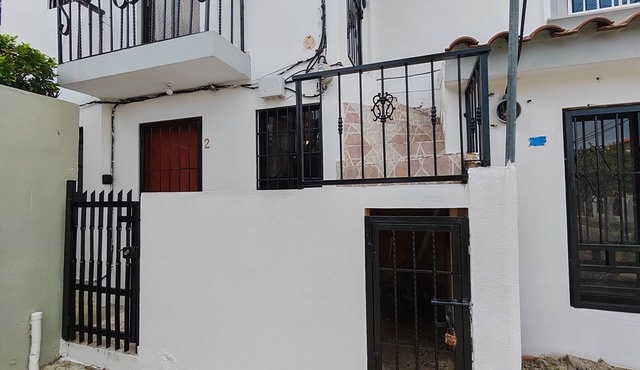Cozy 3 rooms cabin in tranquil Santiago de los Caballeros with AC and wifi