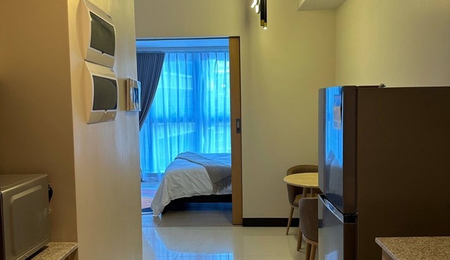 Cozy 1-bedroom apartment in Uptown BGC Taguig