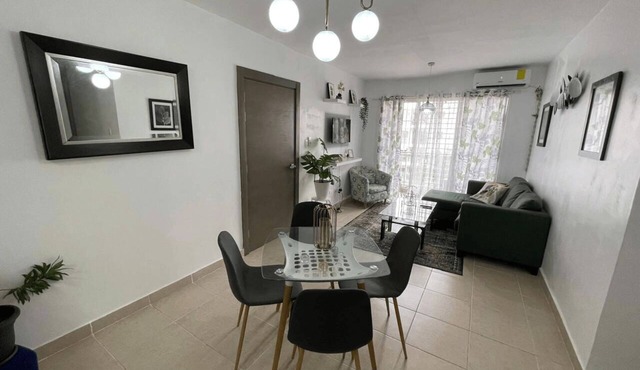 Cozy 2-bedroom apartment in serene Santo Domingo Este with AC, WiFi