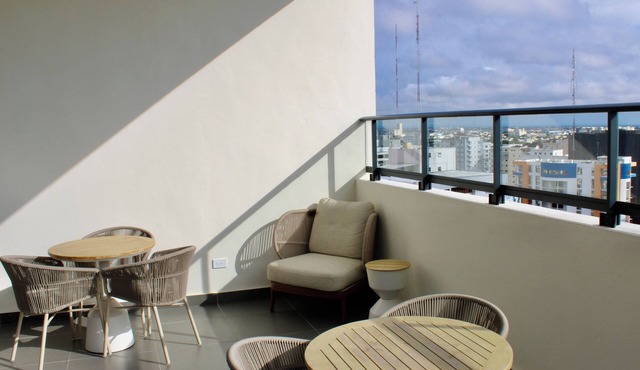 Cozy 2-bedroom condo with AC in beautiful Santo Domingo