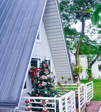 Cozy A Cabin Escape Your Tranquil Getaway Awaits