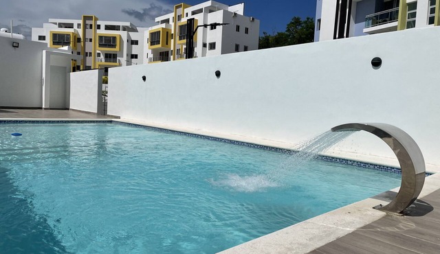 Cozy Apartment with Pool View 10 minutes USA Embassy