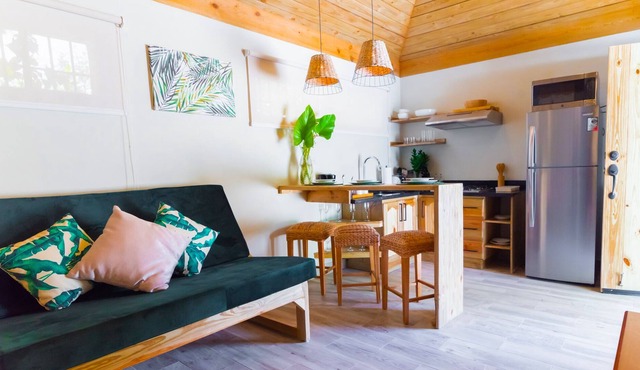 Cozy Cottage, Farm stay, 15 minutes to Damajagua waterfalls
