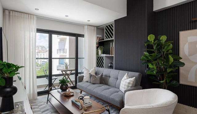 Cozy Retreat w/Rooftop, Pool, CityCenter YellowKey