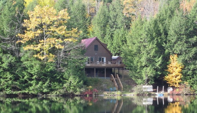 Custom 3-br Log Home: Perch Pond in Benson