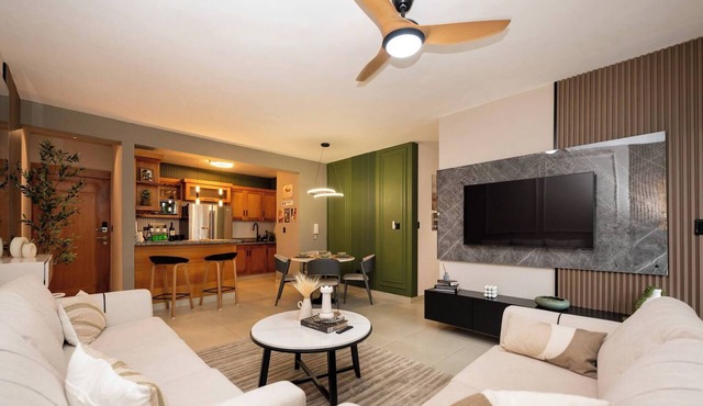 Dream Stay - Pool & Gym - 10min Airport & HOMS