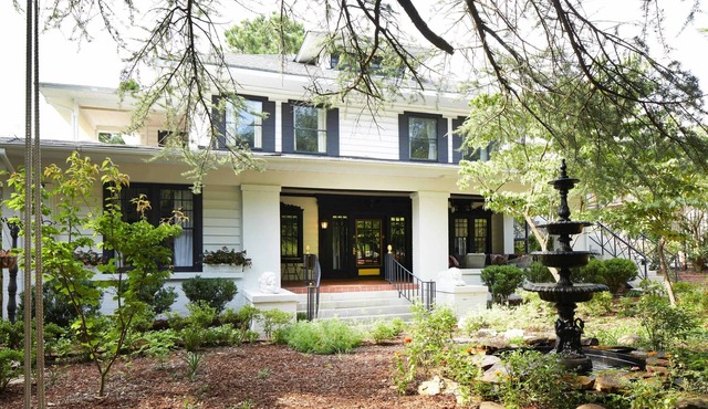 Eden Brae - Birmingham's Premier Retreat in Birmingham