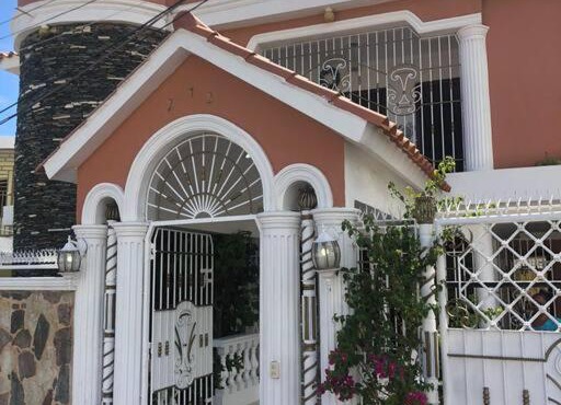 Encantadora casa en la ciudad!