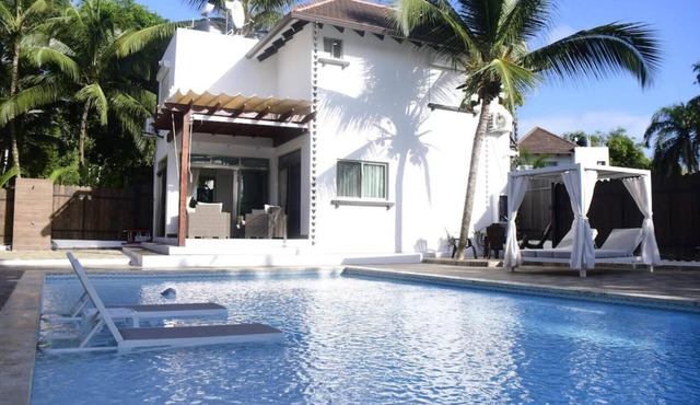 ¡escápate a la Montaña, la Naturaleza te Espera! Villa con Piscina y Jacuzzi