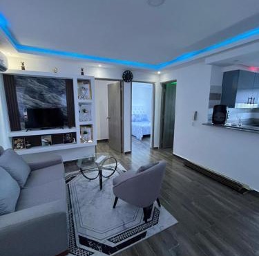 Excelente apartamento con bellas vistas