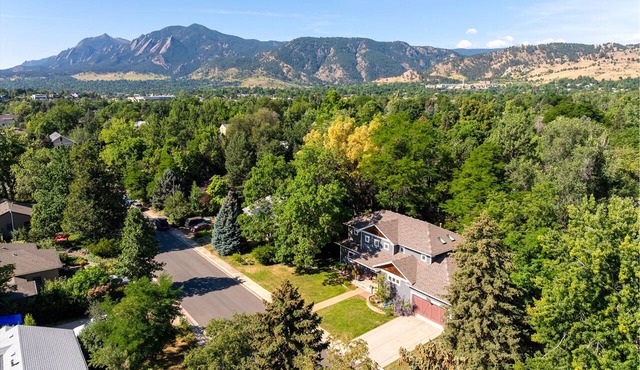 Family-Friendly Home with Lush Backyard, 5-min to Downtown Boulder in Boulder