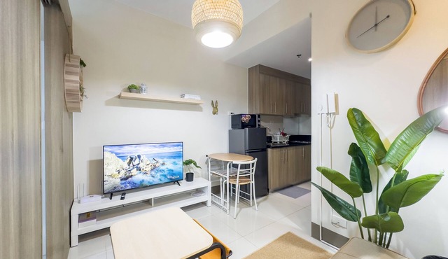 GemstoneBR in SMDC Fame Residences