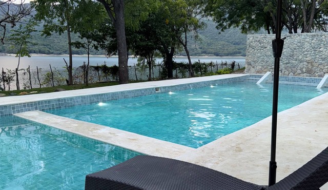 Glamping Lake San Juan
