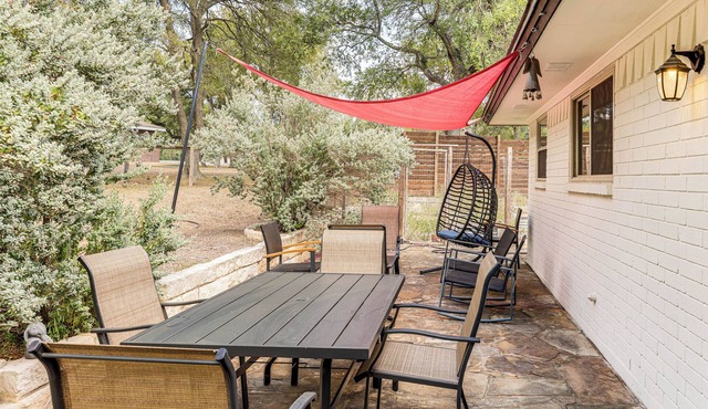 Gorgeous San Marco Home w/Patio & Grill! in San Marcos