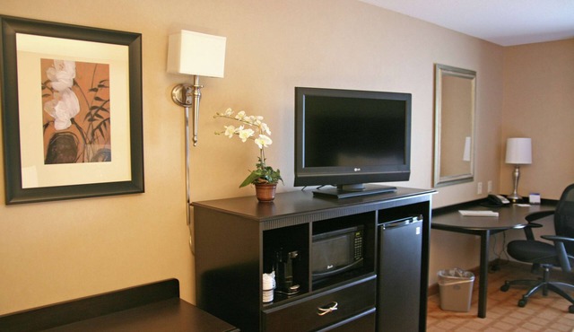 Hampton Inn & Suites Chicago/St. Charles in St. Charles