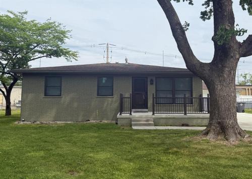 Harrison Place - Located on Evansville's Eastside in Evansville
