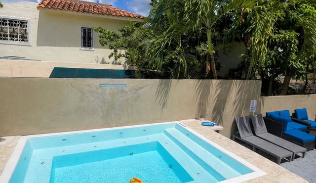 Haven Villa Retreat Large Jacuzzi Oasis