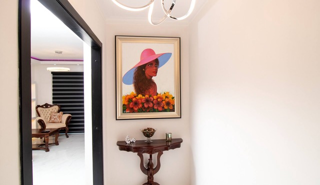 HERMOSO PENTHOUSE EN RESIDENCIAL LAS CAYENAS