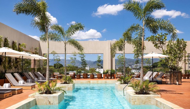 Hotel Santiago, Curio Collection by Hilton