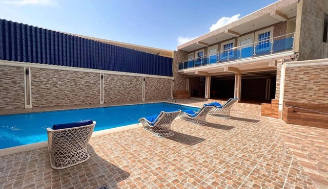 Hotel nube II 10 min from airport room 2