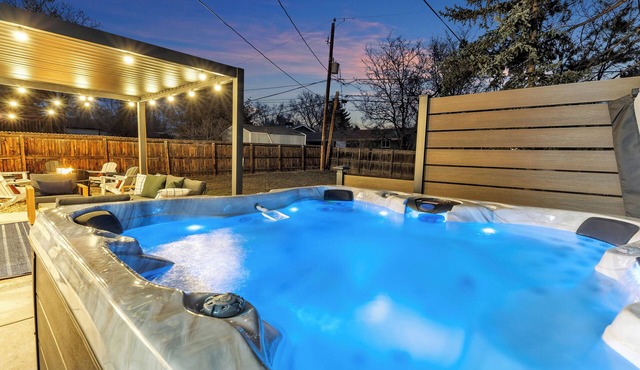 HotTub Arcade Theater Near Denver/Boulder/Golden in Arvada