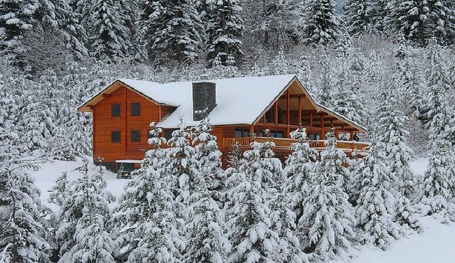 HUGE Mt VIEWS, HGTV SHOW LOG HOME - GATED DEVELOPMENT, CLE ELUM MINUTES AWAY! in Cle Elum
