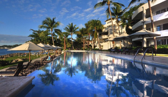 Infiniti Blu Luxury Hotel