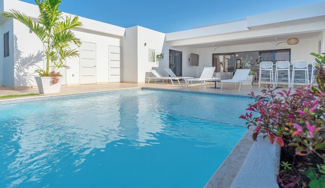 Instyle Residences at Casa Linda Villas