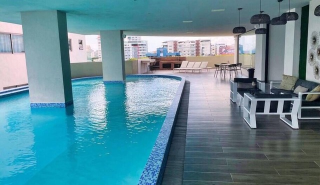 Inviting TSI w/Stunning Ocean Views!