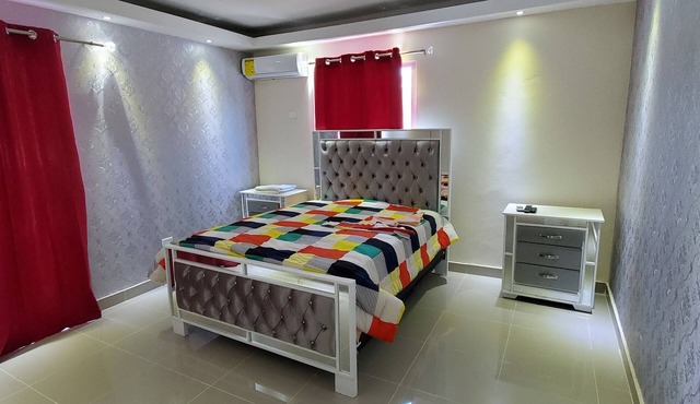 J2c New exclusive area 10 minutes from the airport.