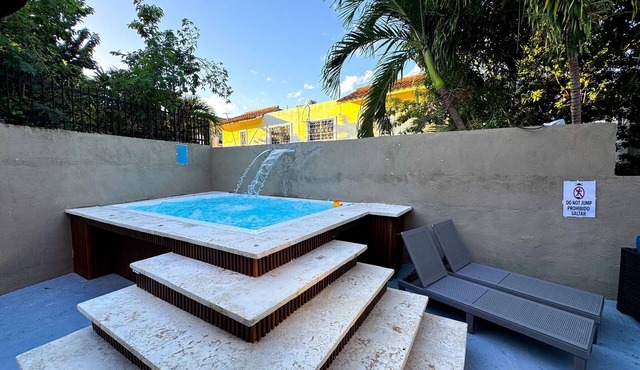 Jacuzzi Haven Villa!