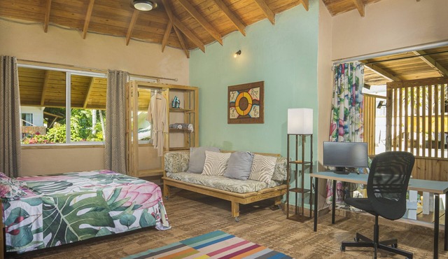 King Loft max 3 people, close to center. Boutique Hotel.Kite School and trips.