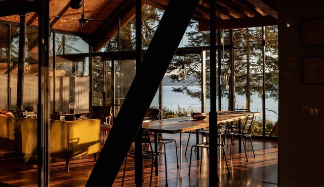 La Conner Glass Cabin by Boutique in La Conner