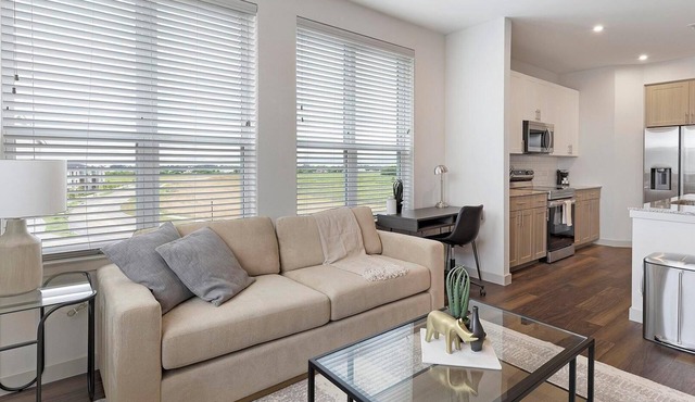 Landing | Spectacular 1BD, Pool, Gym in Rockwall