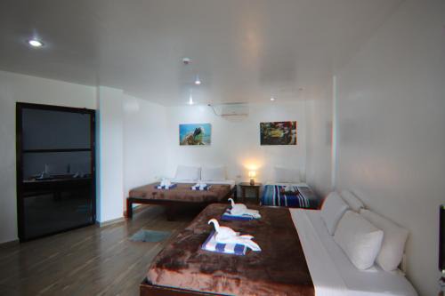 Lavanya Beach And Dive Resort