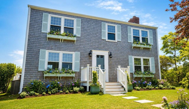 Longtail Cottage in Nantucket