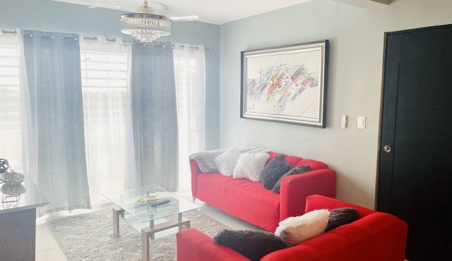 Lovely 3 bed-room condo wl pool