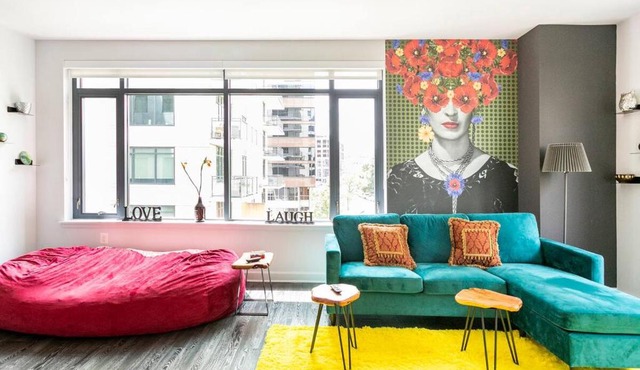 Luxe 1 Bdrm *Rooftop deck* Gym - Free Garage Parking! in Arlington