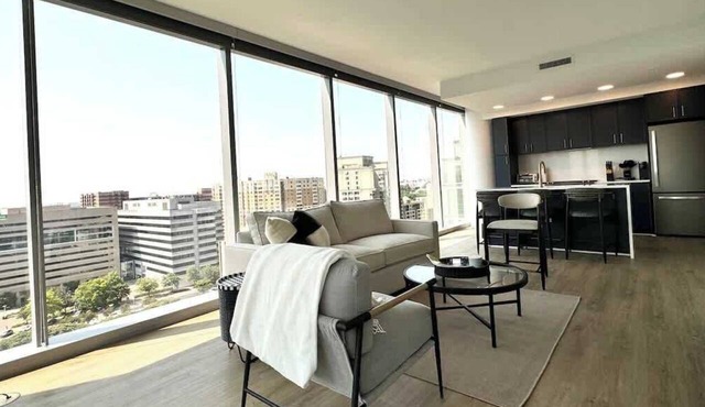Luxurious Retreat Prime Location in Arlington