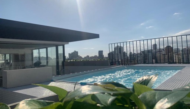 Luxury 2BR Apartment - 601