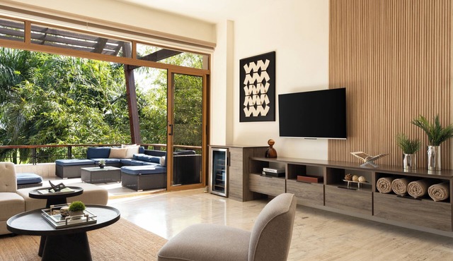 Luxury 3BR Penthouse in Casa de Campo, Gated Resort Living & Golf View