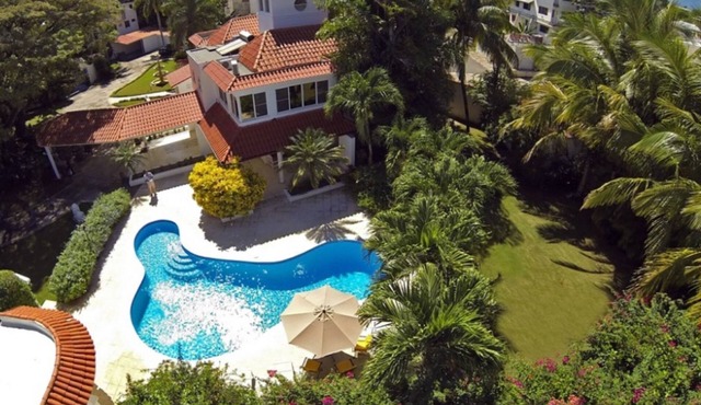 Luxury 6/9 Bedrooms 6/9 Bathrooms Villa in Sosua